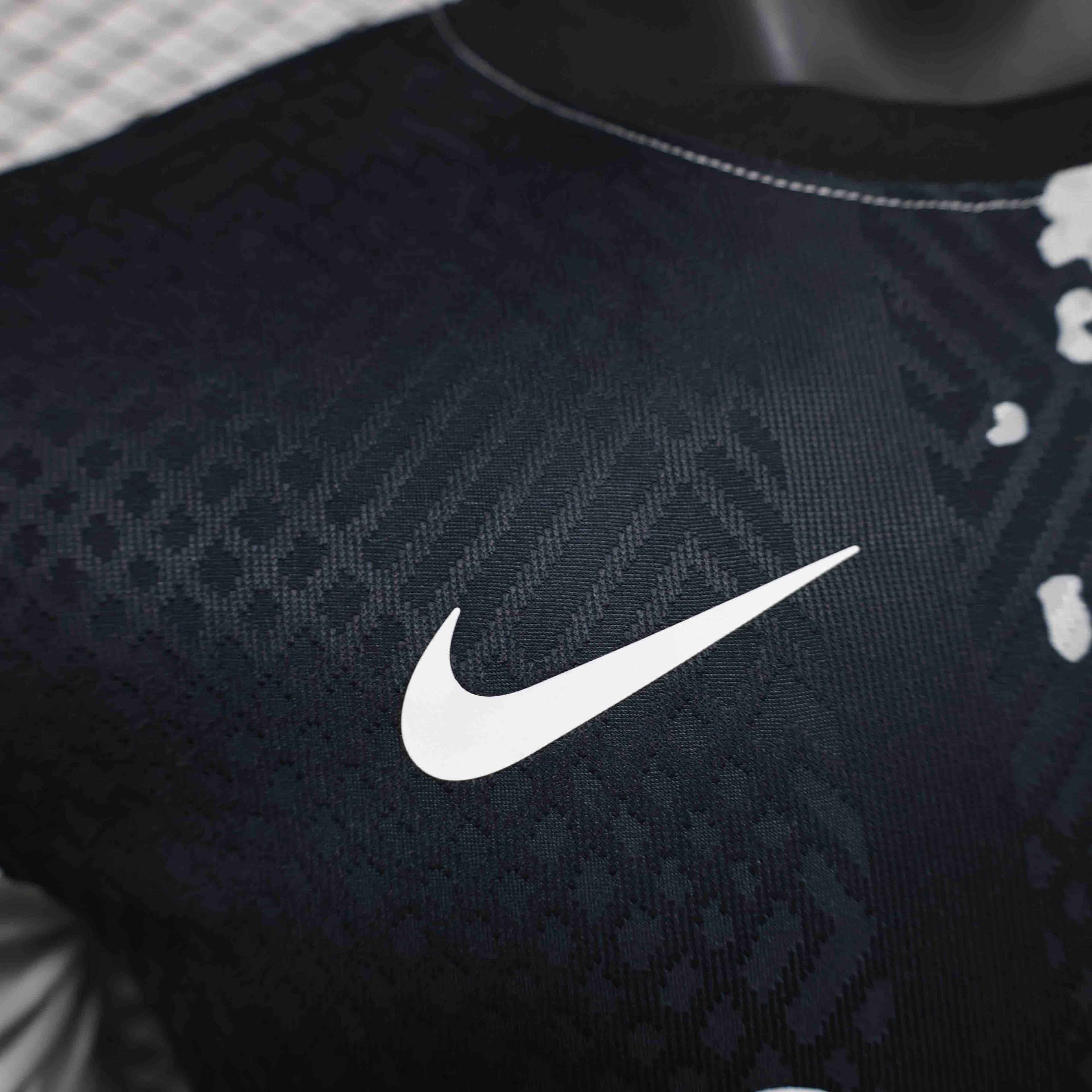 Tottenham Maillot Gris Noir Édition Spéciale 2024/25